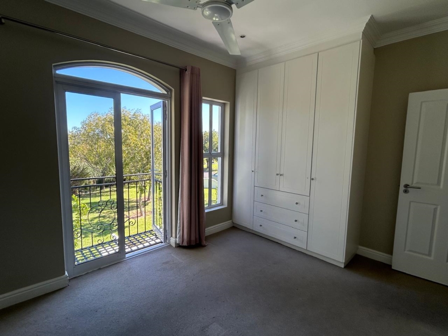 To Let 3 Bedroom Property for Rent in Val De Vie Estate Western Cape